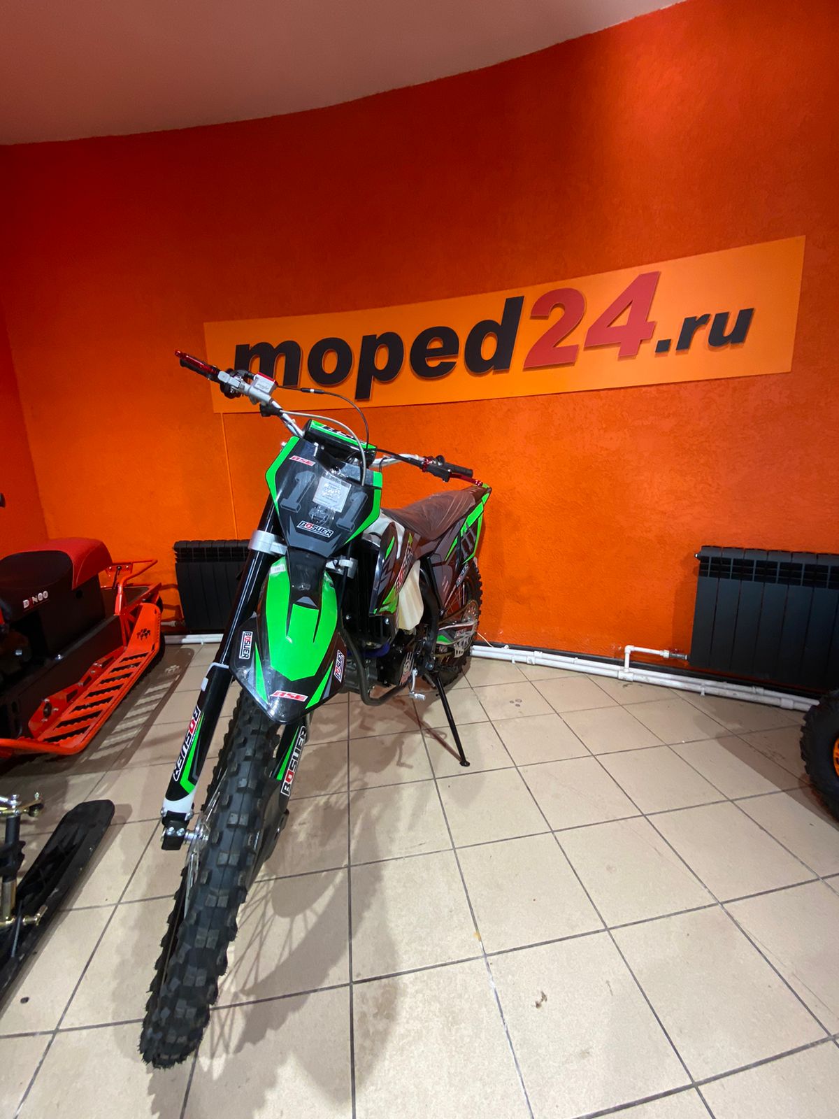 картинка Мотоцикл BSE BOSUER T8 | Moped24