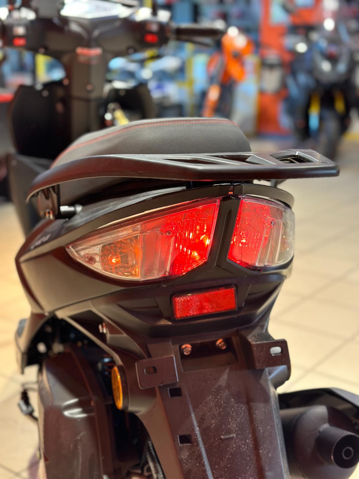 картинка Скутер VENTO CORSA RS | Moped24