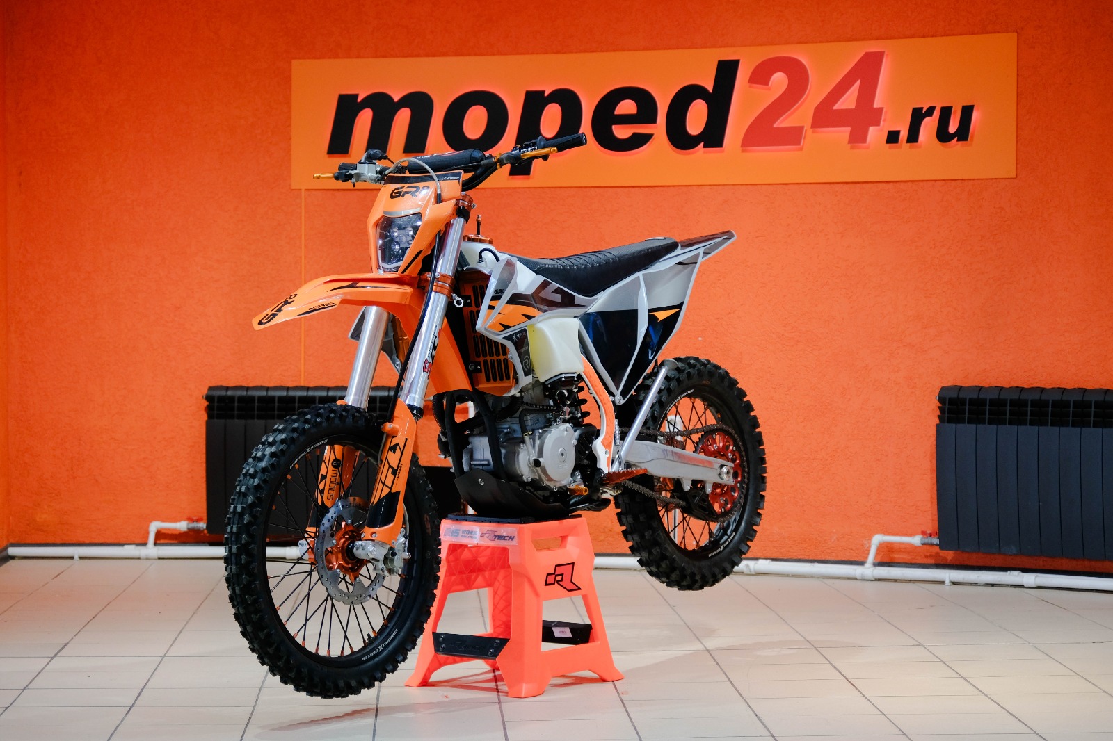 картинка Мотоцикл GR8 F450L (4T 194MQ EFI) Enduro PRO | Moped24