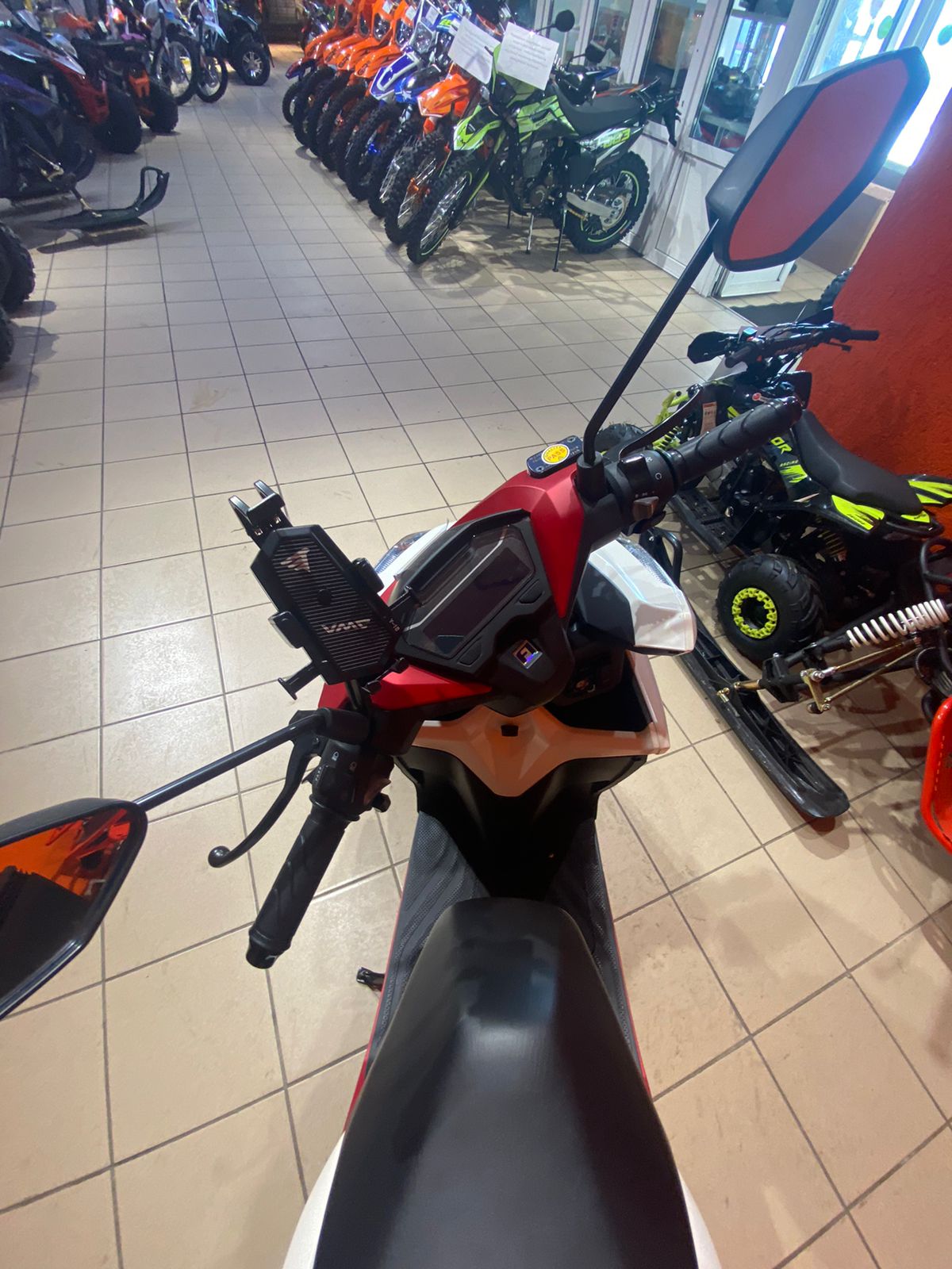 картинка Скутер VENTO Inferno | Moped24